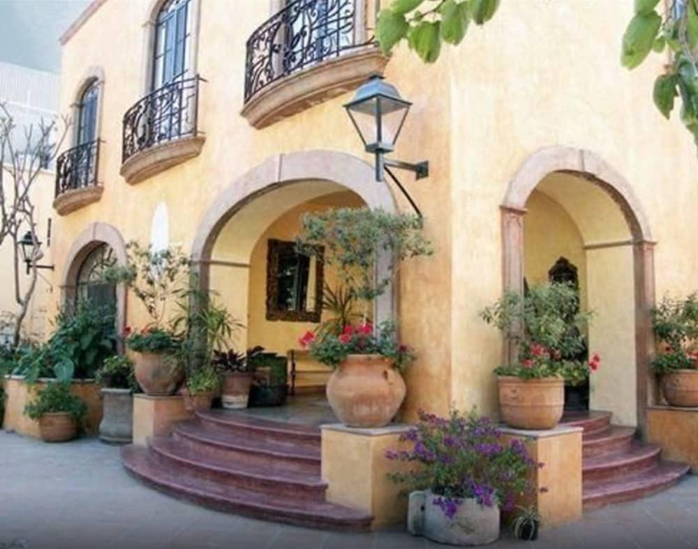 גואדלחארה Villa Ganz Boutique Hotel מראה חיצוני תמונה